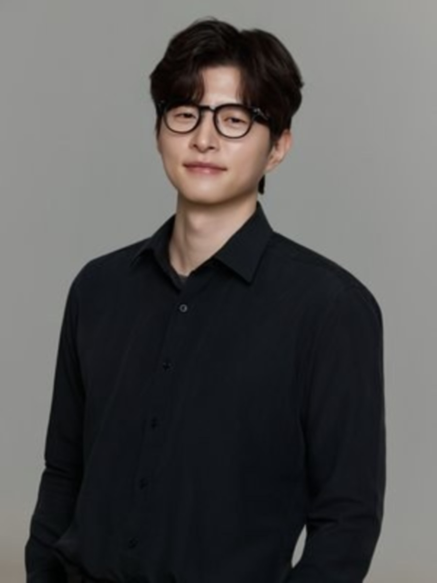 JIHYUN LEE, Ph.D. — portrait